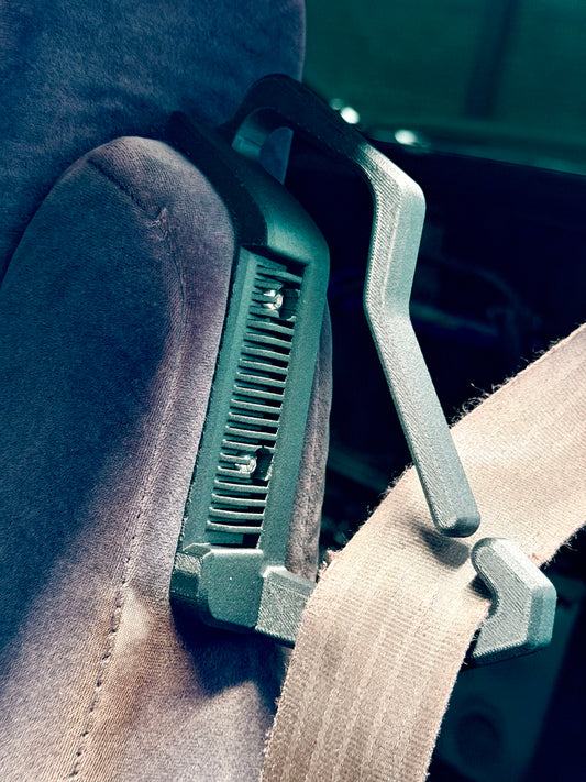 A70 Supra seatbelt guide
