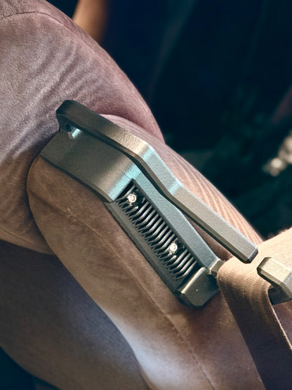 A70 Supra seatbelt guide