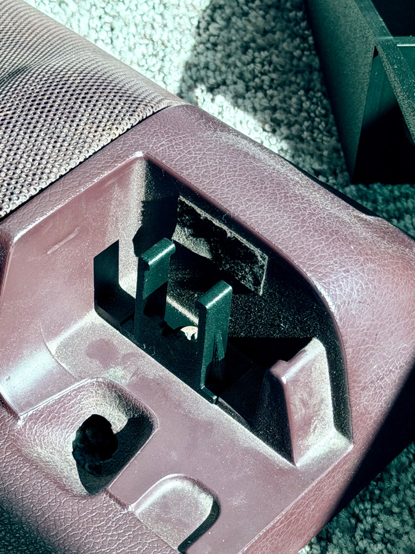 A70 Supra Rear Speaker Cargo Cover Side Clip