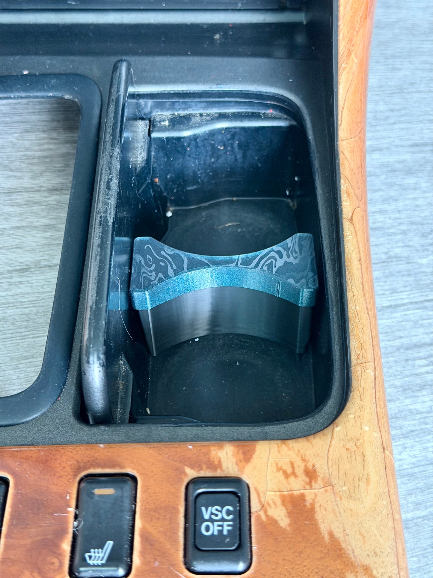 98 - 05 Lexus GS Cup Holder Divider