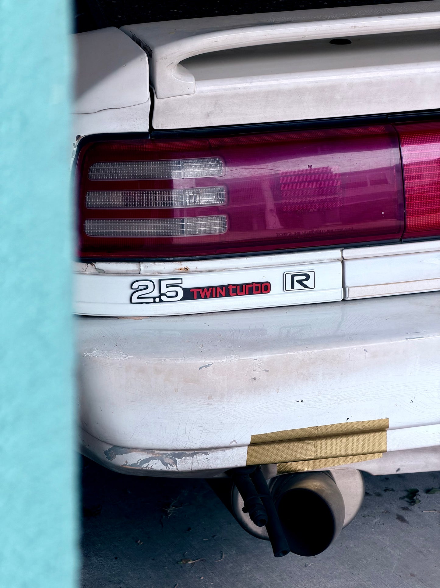 A70 Toyota Supra Rear Quarter [2.5,3.0 Twin Turbo R/Litmited] emblem