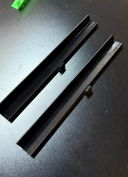 A70 TOYOTA Supra Door Sill Carpet Clips