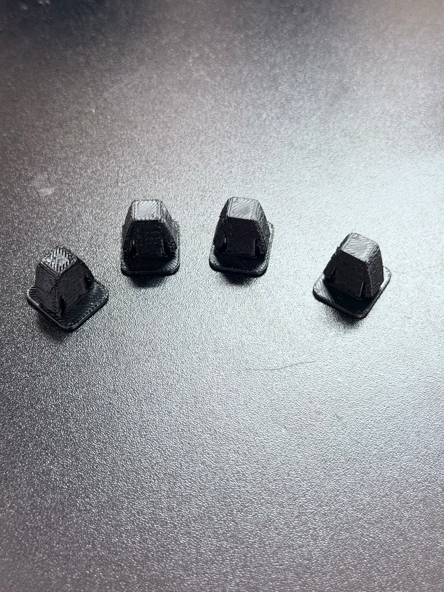 A70 Toyota Supra Front, Rear mud guard plastic clips