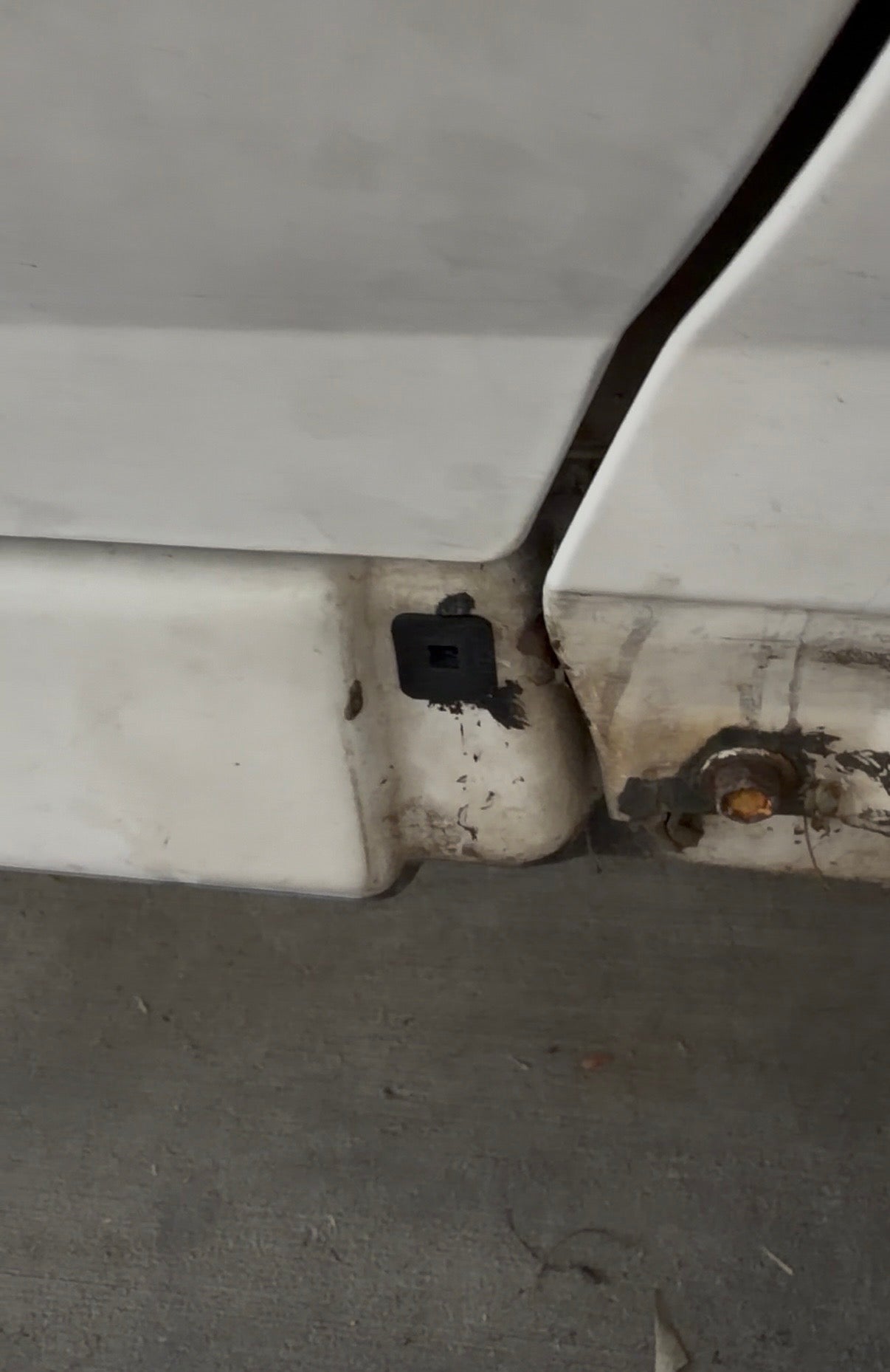 A70 Toyota Supra Front, Rear mud guard plastic clips