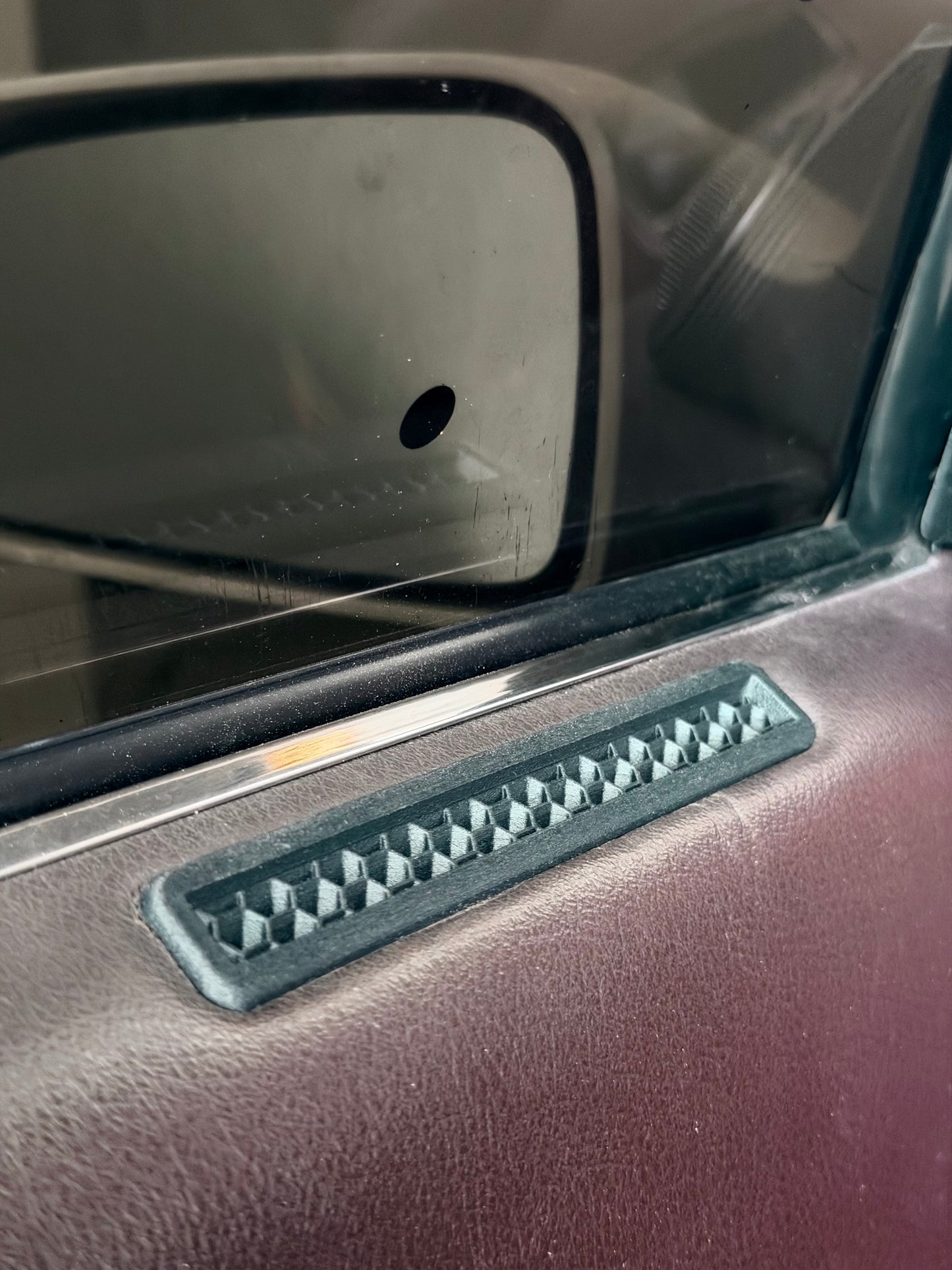 A70 Toyota Supra Door Panel Defrost Vent