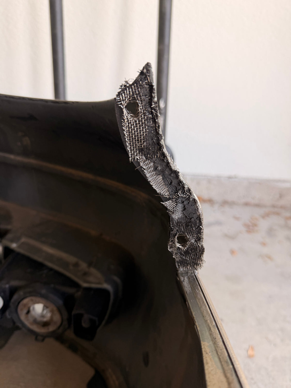 Lexus GS300/GS400/GS430, Toyota Aristo Bumper Side Tap