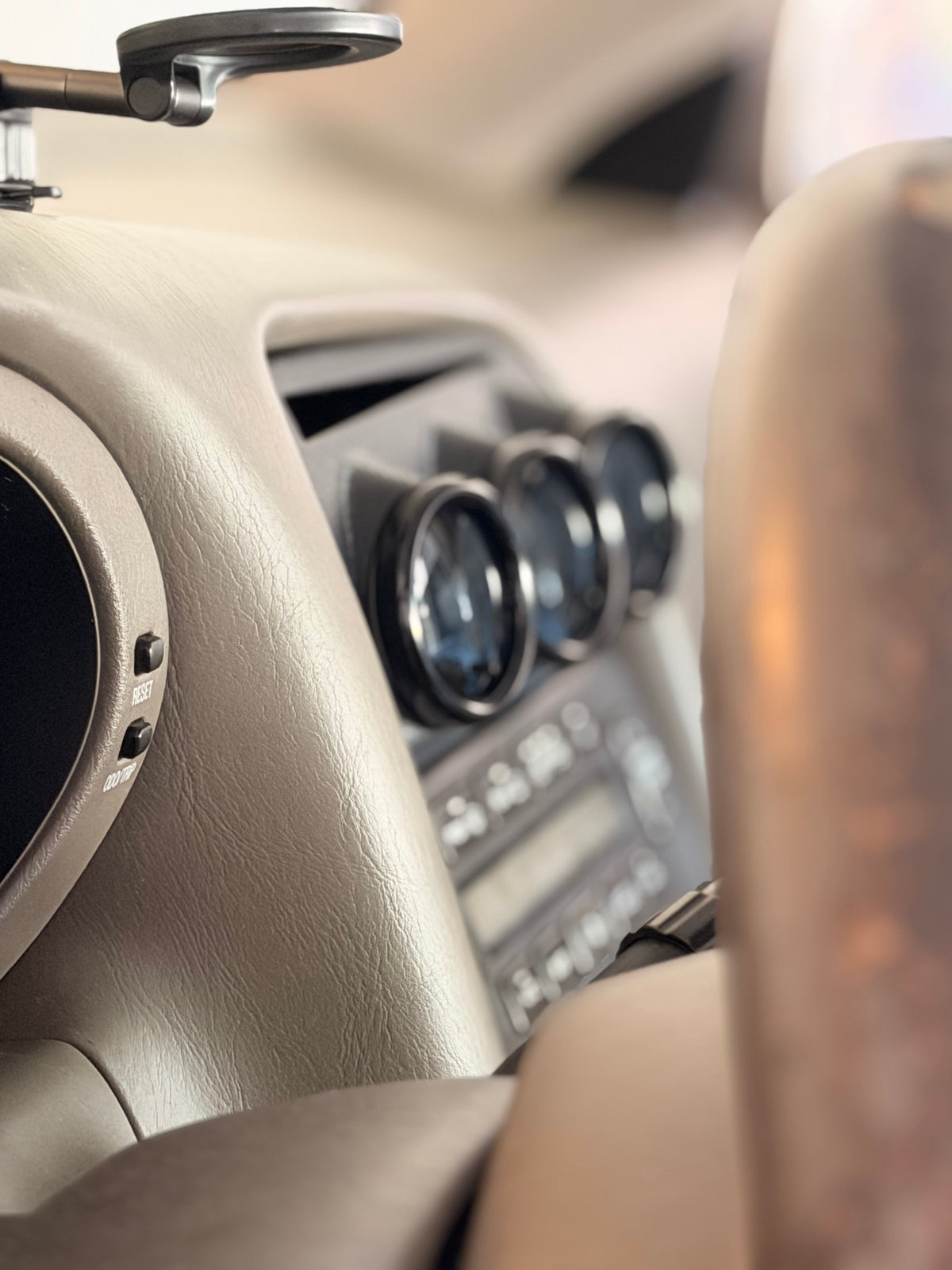 Lexus GS300 / GS400 / GS430 & Toyota Aristo Center Dash Air Vent Gauge Pod