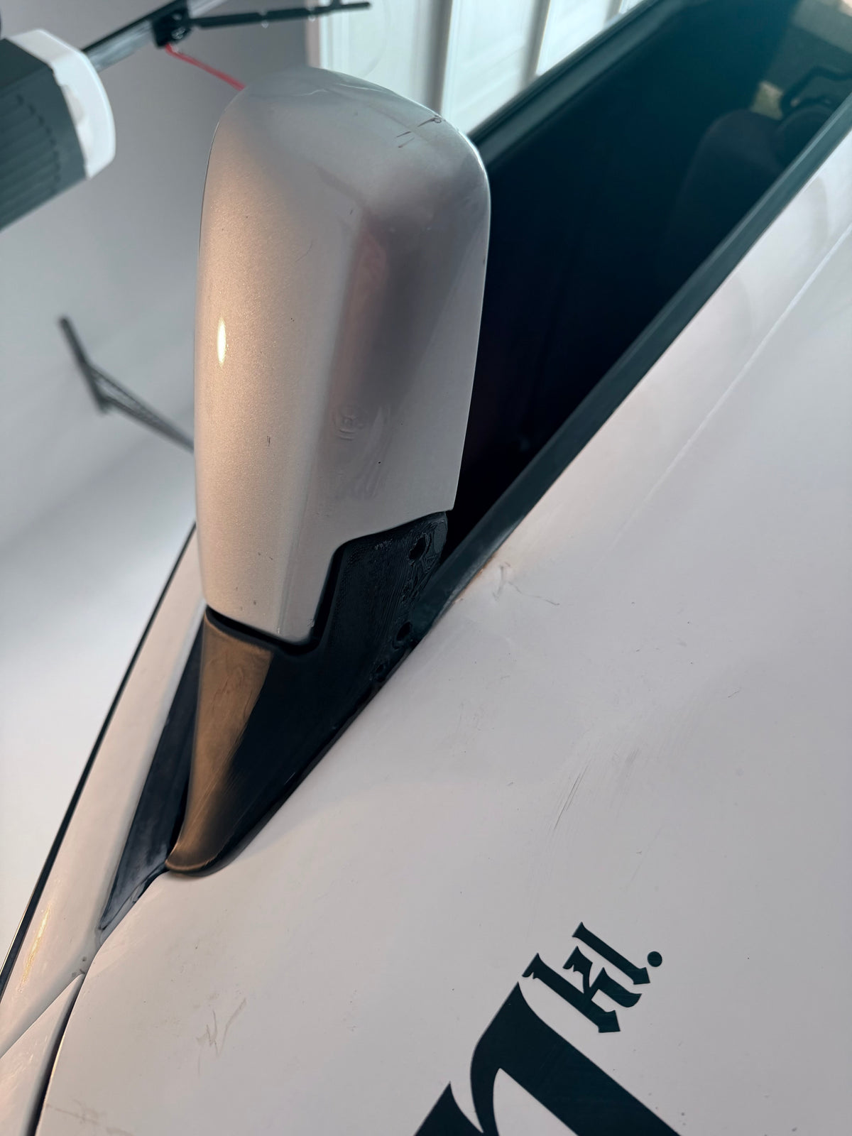 MK3 Supra Foldable Side Mirror Lower Support (LHD）